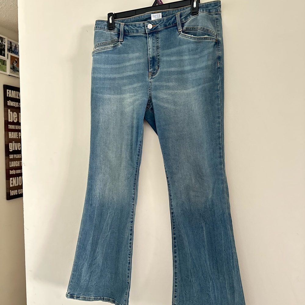 Blue Boot Cut Jeans with Classic Flare